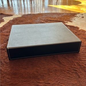 Leather case for 8 pairs of eyeglasses